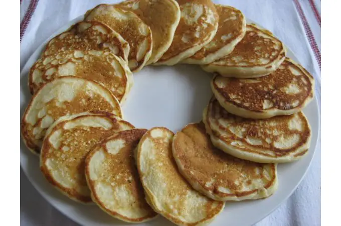 Easy Buttermilk Pancake Recipe